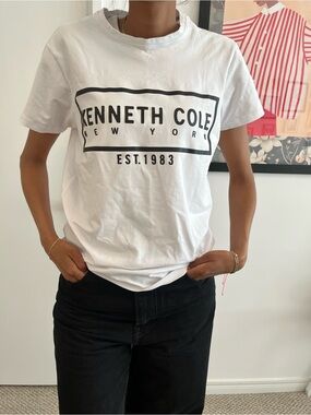 Kenneth Cole White shirt M